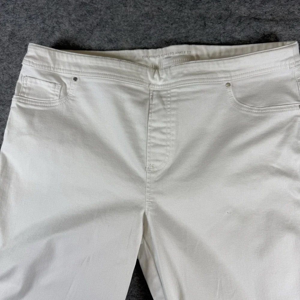 Chico's Girlfriend Slim Leg Ankle 2.5 White Stretch Jeans Women's 2.5  READ-flaw